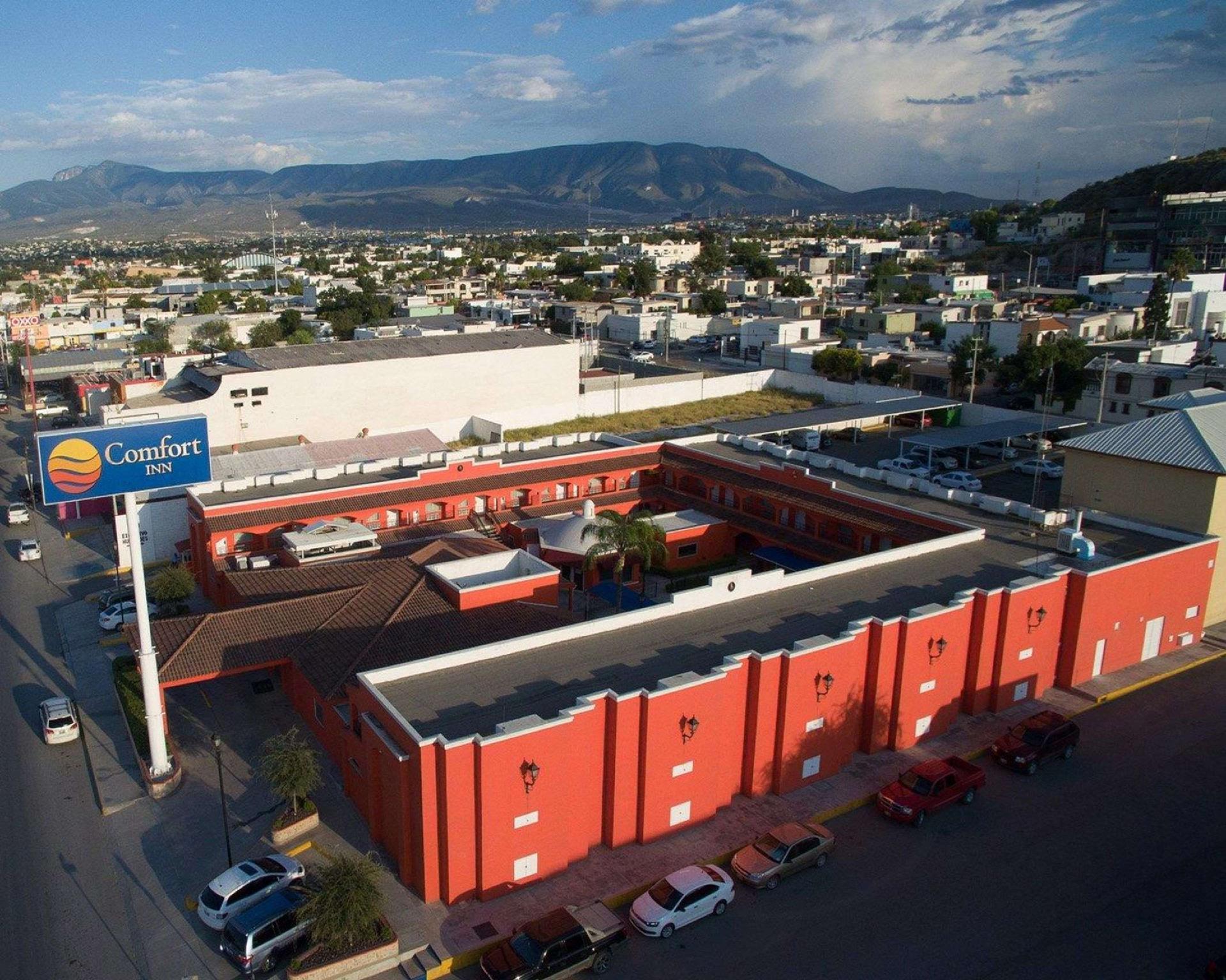 Comfort Inn Monclova Εξωτερικό φωτογραφία